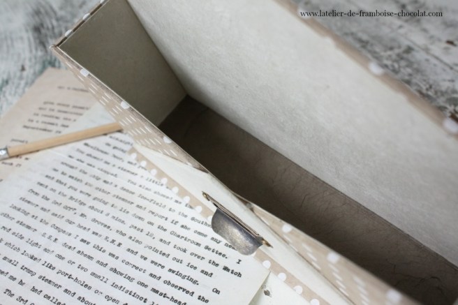 PORTE-COURRIER 5 L'ATELIER DE FRAMBOISE CHOCOLAT